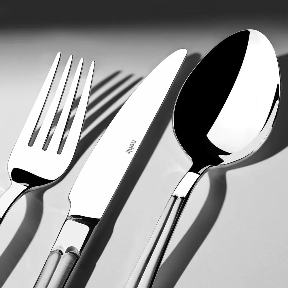 Saray Saten 12 Kişilik 89 Parça Deri Kutulu Çatal Kaşık Bıçak