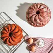 Nilüfer Rose Gold Döküm Kek Kalıbı 24,5 Cm