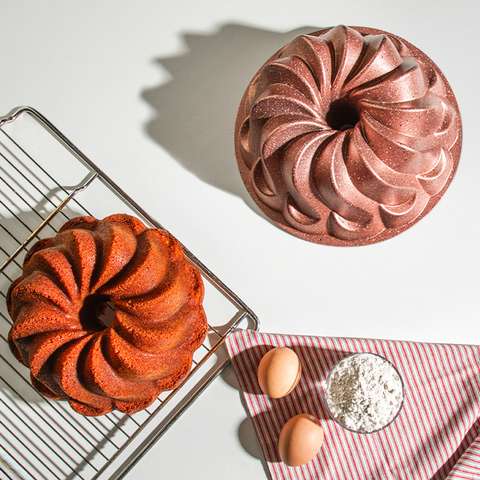 Nilüfer Rose Gold Döküm Kek Kalıbı 24,5 Cm