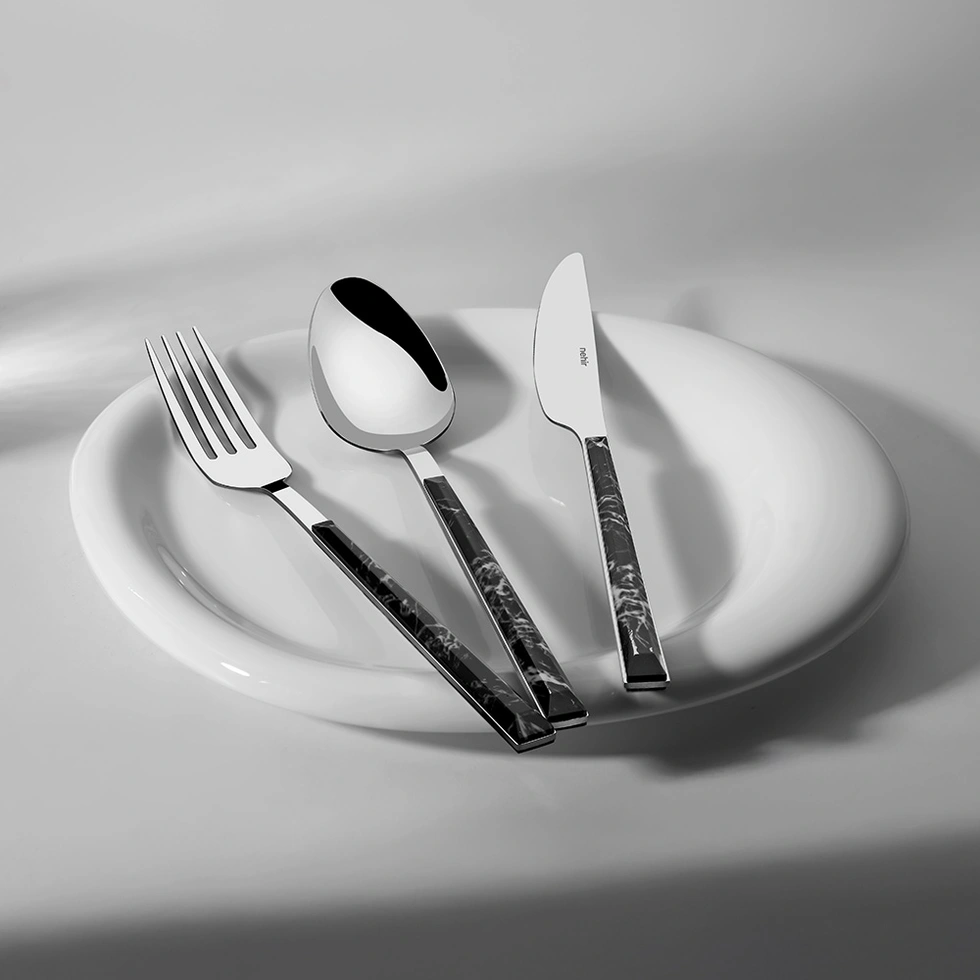 Tulip Siyah 6 Kişilik Mermer Desenli 18 Parça Çatal Kaşık Bıçak Takımı