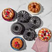 Elisa Siyah 4'lü Döküm Kek Kalıbı